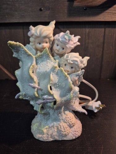 Daria Demetria Delphina 1995 ENESCO CORAL KINGDOM MERMAIDS LAMP RARE Vintage - Picture 2 of 9