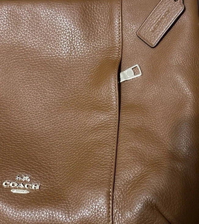 Bolso Hobo Bandolera COACH Isabella Saddle Cuero Guijarro Marrón Foto 3 de 4