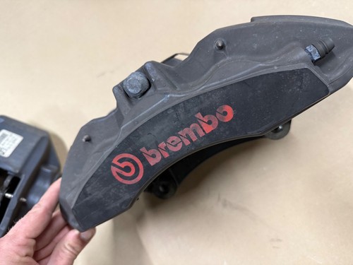Pinzas de freno delanteras Brembo Ford Mustang GT 2015-2023 6 pistones - OEM - Imagen 4 de 15