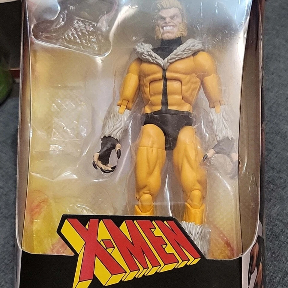 Opened no BUild a figure part x-men sabretooth marvel legends figure - Image 4 of 4