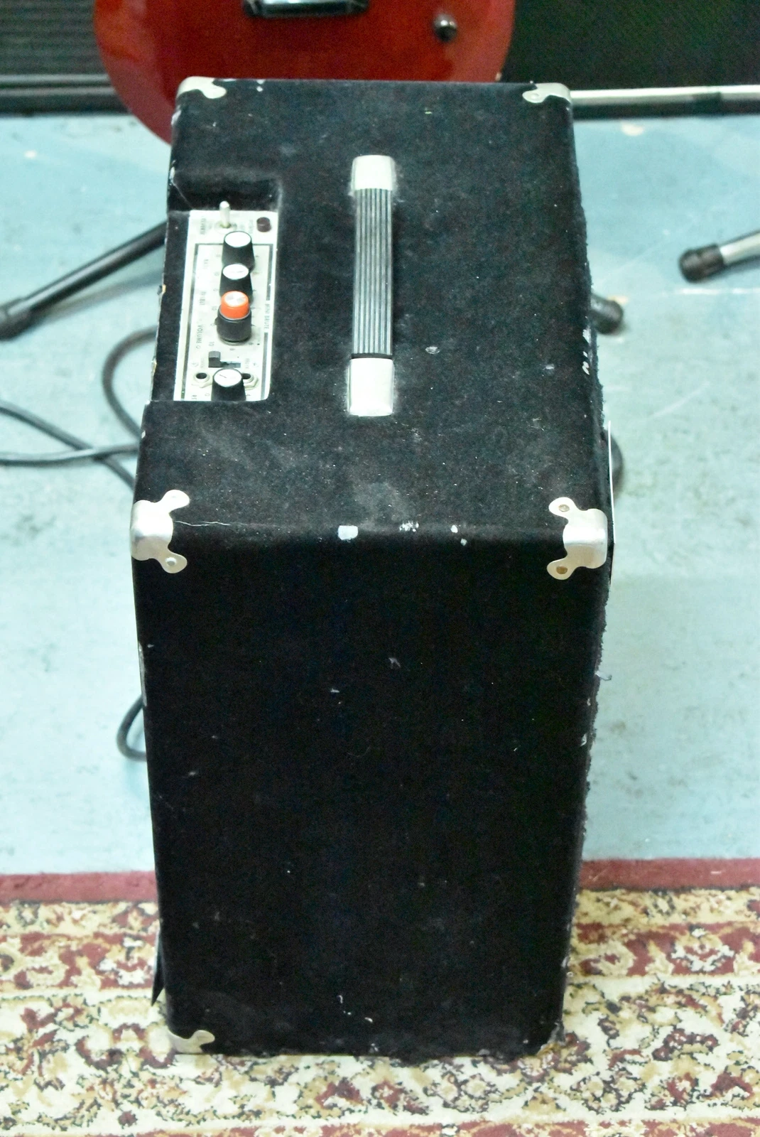 Picture 4 of 5