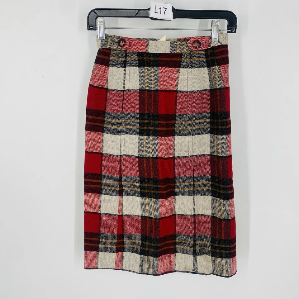 Vintage Pendleton Skirt Women's Size 10 Tartan Plaid Wool Pencil Skirt Buttons