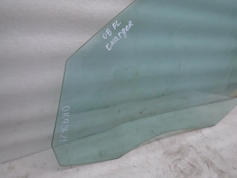 Dodge Charger 2006-2010 ventana de puerta delantera izquierda del conductor vidrio automático OEM DK90621 Foto 3 de 4