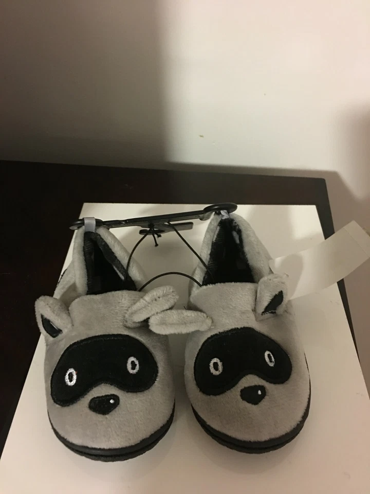 全新 婴儿 男孩 5 码 沃尔玛品牌 RACCOON 滑鞋 — 第 2/4 张图片