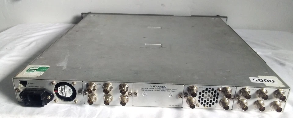 Tektronix TG-700 HDSDI SPG/TSG System (With HD Option) - Image 2 of 4