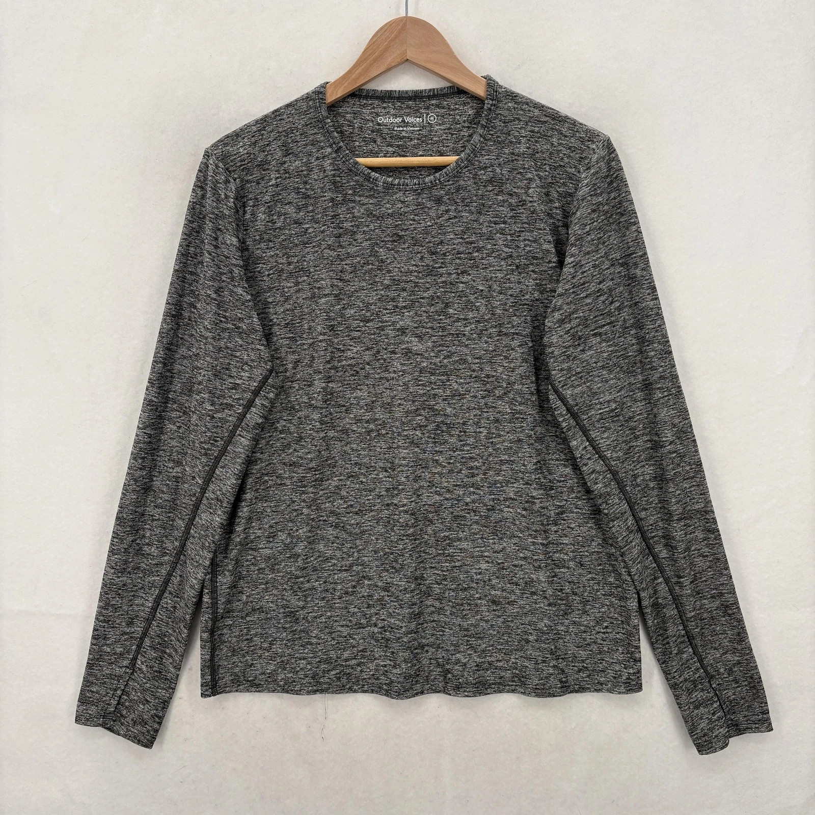 Outdoor Voices Shirt Womens Medium Gray Long Sleeve Performance Activewear Trail