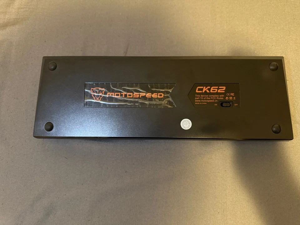 Motospeed ck62 bluetooth RGB Keyboard Red switches - Image 3 of 3