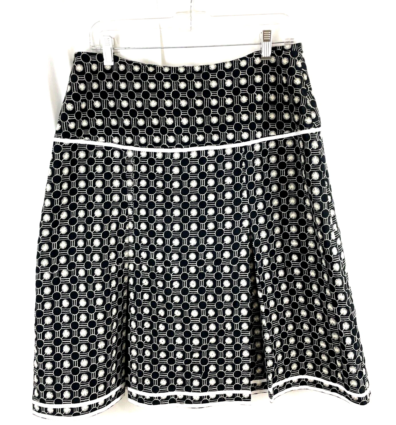 Aba Size L (46Euro) Black White Pleated Skirt Cotton Geometric Design Embroidery