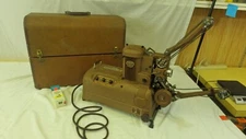 Antique Imperial Ampro 16mm Precision Lamp Projector w/ Case Premier 20