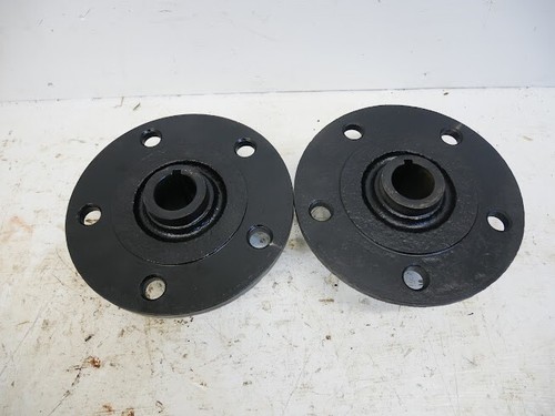 Willys Jeep Truck Timken Rear Axle Hubs - Picture 2 of 6