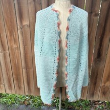 Vintage 60s /70s HAND CROCHET CAPE poncho One Size