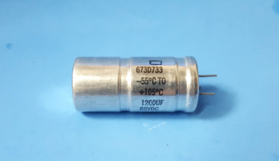 1pc- Aluminum Capacitor, 673D733, UCC,  1200UF/MF-60VDC, 728261-207-A