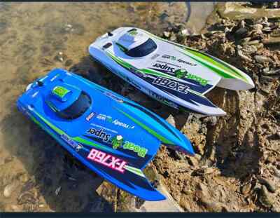 Brushless 2.4G 30km/h RC Boat Jet RTR Speedboat Ship Racing