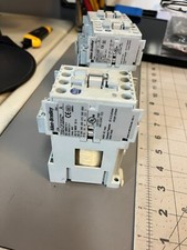 ALLEN BRADLEY 700-CF220Z SER A CONTACTOR 600VAC 25A