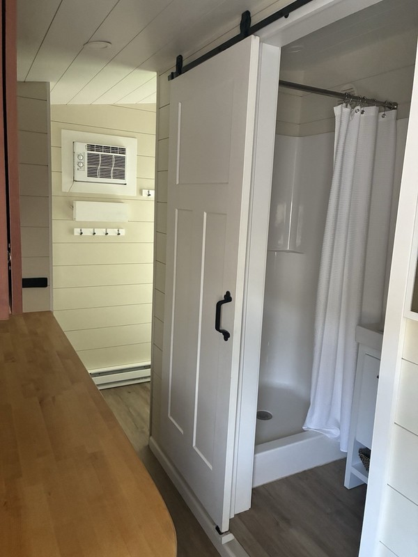 Contemporary Tiny House, Modern Architecture,  Heating/AC, 150 ft² - thumbnail 7