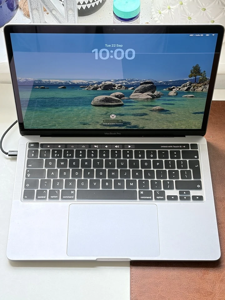 Apple MacBook Pro 13" M1 · 16GB · 512GB, photo 1 of 5
