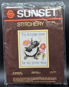 Sunset Crewel Embroidery  Stitchery TO KNOW ME IS TO LOVE ME Kit Skunk 605  '81