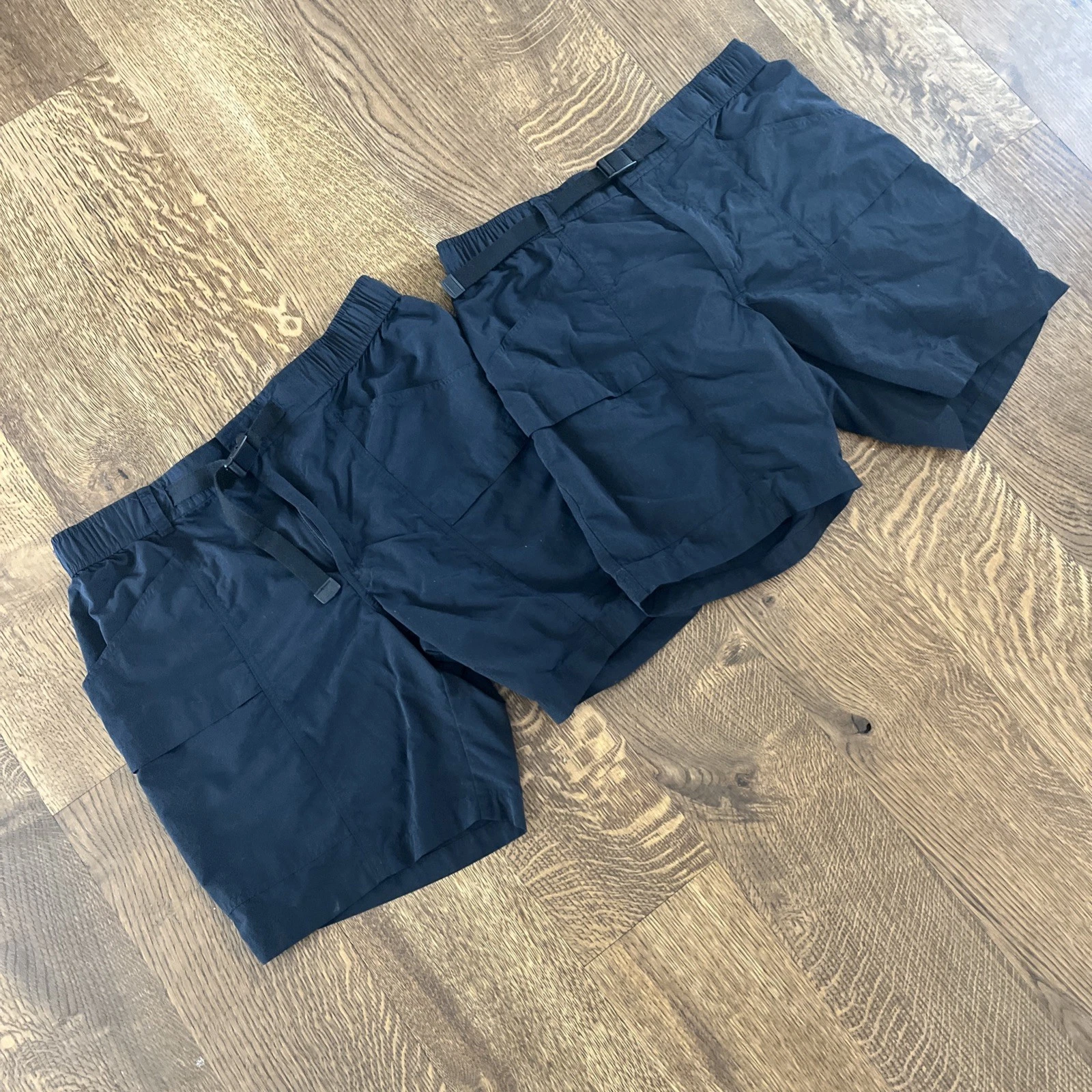Eddie Bauer Mens Black Ripstop Nylon Belted Hiking Shorts 7"Inseam Lot of 2 M
Opens in a new window