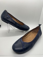 Vionic Women's Caroll Navy Ballet Flats 10010058-410