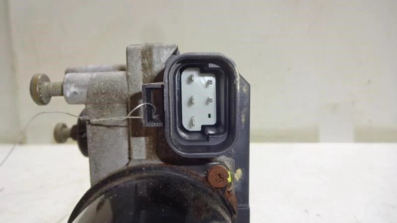 Windshield Wiper Motor Assembly ID: 24025797 Fits 1997-2004 Buick Regal 537378 - Image 3 of 4