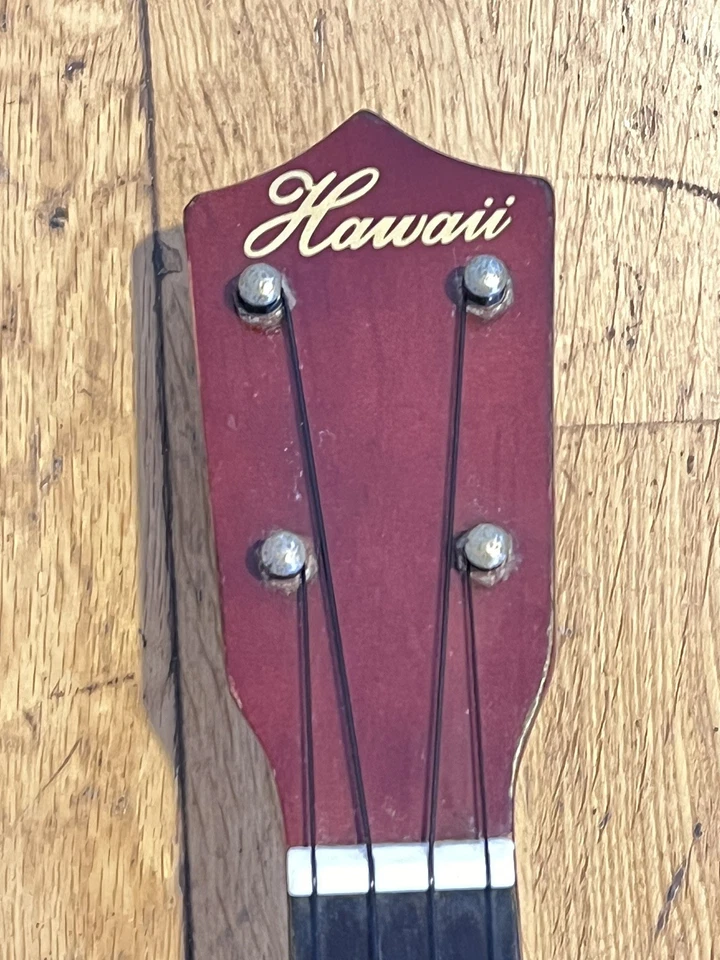 Vtg RARE Hawii Islands Leolani Ukulele - Image 4 of 4