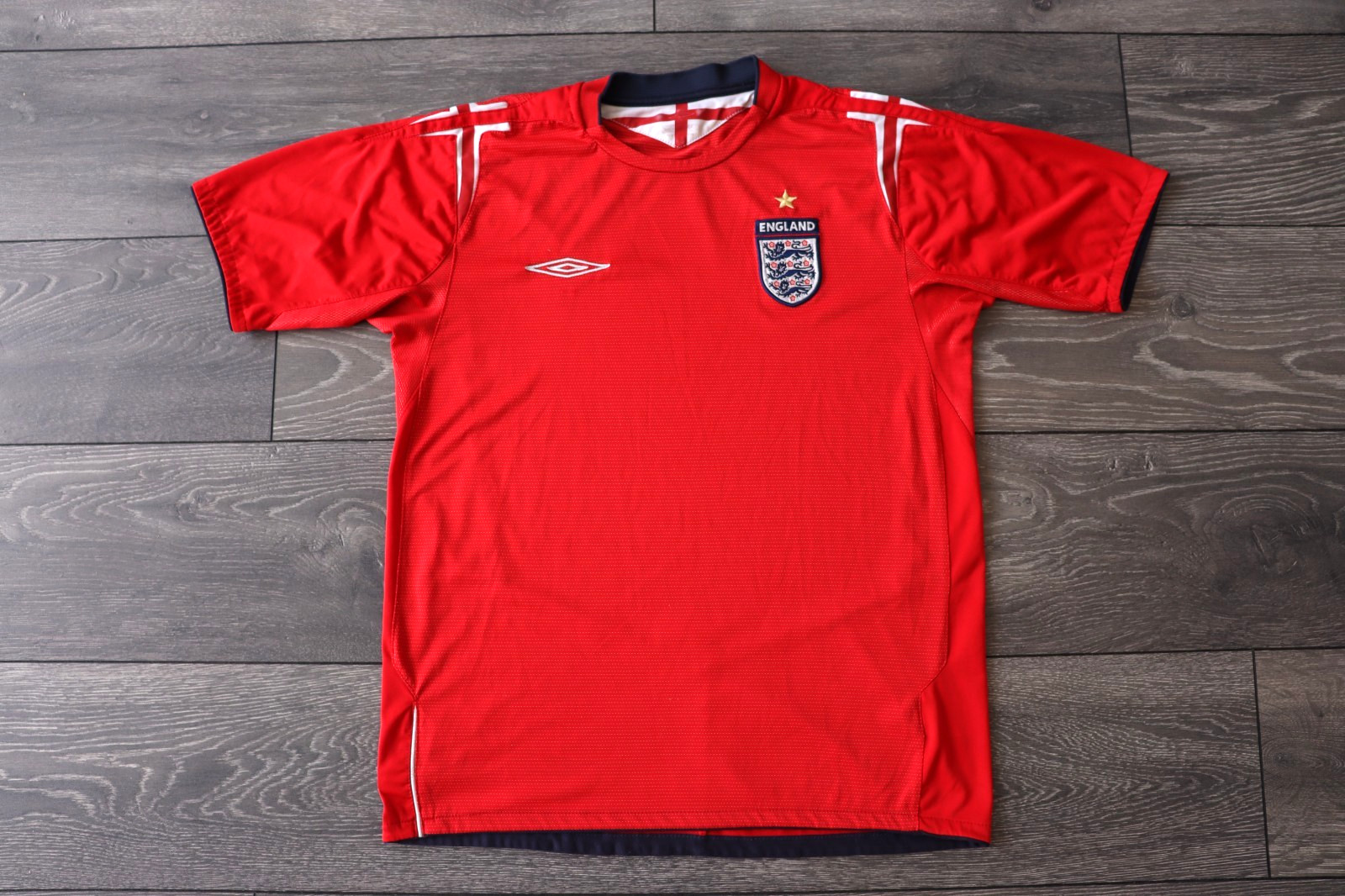MENS MEDIUM ENGLAND AWAY FOOTBALL SHIRT 2004-05-2006 SOCCER JERSEY UMBRO VINTAGE