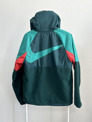 FC Liverpool Hooded Jacket 2022/2023 - Green/Red Unisex Nike FC Liverpool Hooded Jacket 2022/2023 - Green/Red Unisex Nike