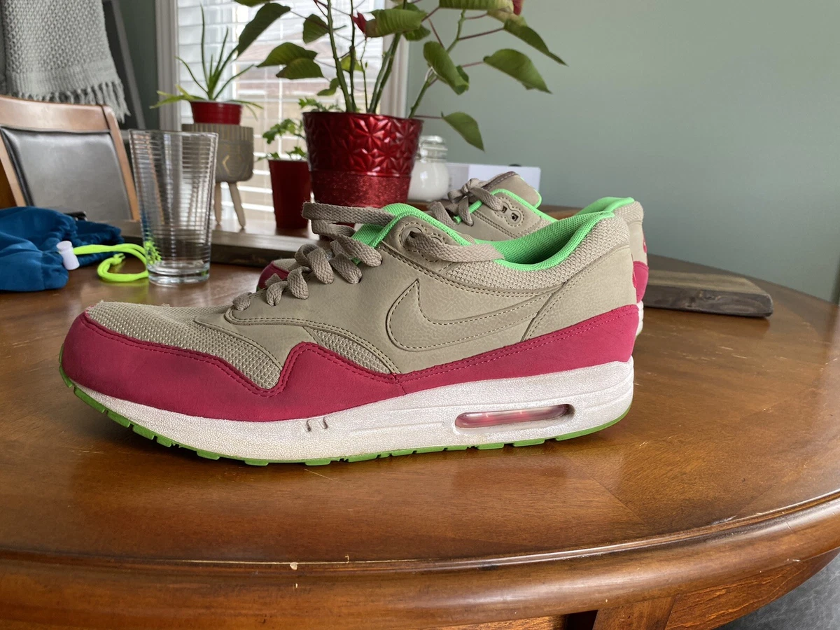Men s Nike Air Max 1 Bamboo Fuschia Running Shoes US Size 12 eBay
