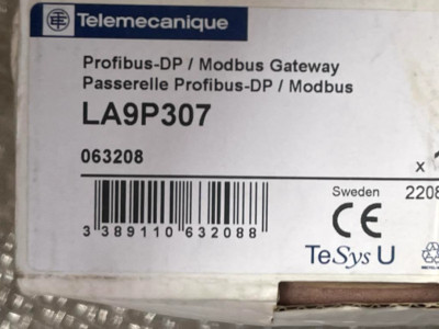 Telemecanique TeSys LA9P307 Profibus-DP / Modbus Gateway