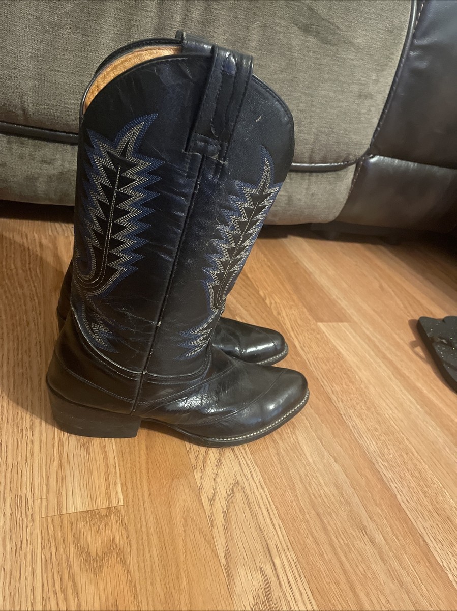 El Jinete black leather Cowboy boots 7.5 EL JINETE BOOTS GREAT CONDITION. BLACK ASKING $ 25 . SIZE 8 main image 4