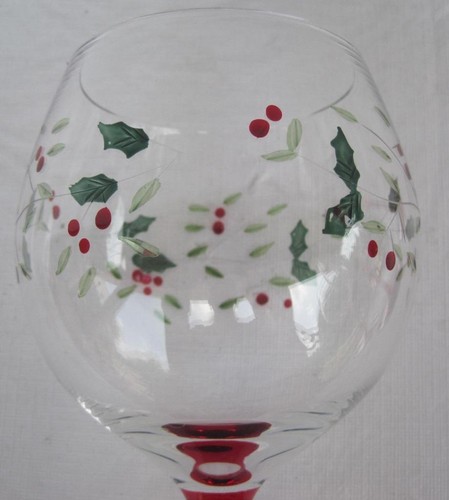 4 Pfaltzgraff Winterberry Wine Glass Christmas Balloon Etch Clear Red Stem 8.5 - Picture 7 of 12