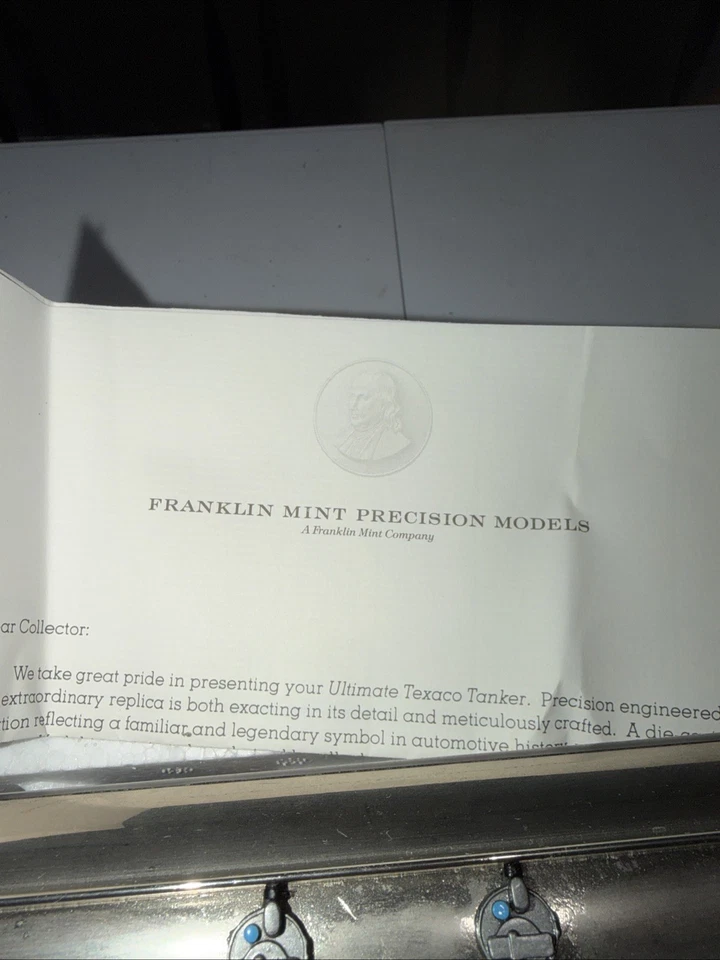 Franklin Mint ~ 1996 Texaco Tanker ~ 1:43 Mack Tractor & Trailer - Image 3 of 4