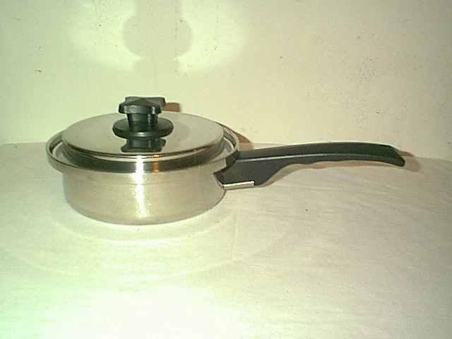 NICE VINTAGE INKOR 1 QT POT WITH LID SPECIAL ALLOY STAINLESS STEEL 3 PLY U.S.A.
