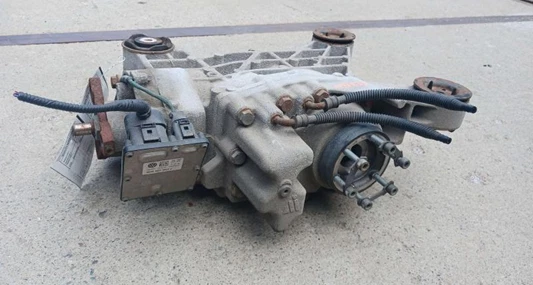 2018-2022 Volkswagen Tiguan Rear Differential Carrier Assembly OEM - Image 2 of 2