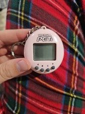 Virtual Pets VTG Handheld Game Toy Pink Keychain NEEDS BATTERY