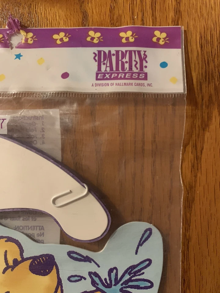 DISNEY Fold Out Honeycomb Tissue Centerpiece Winnie the Pooh, Piglet-vintage - Image 3 of 4