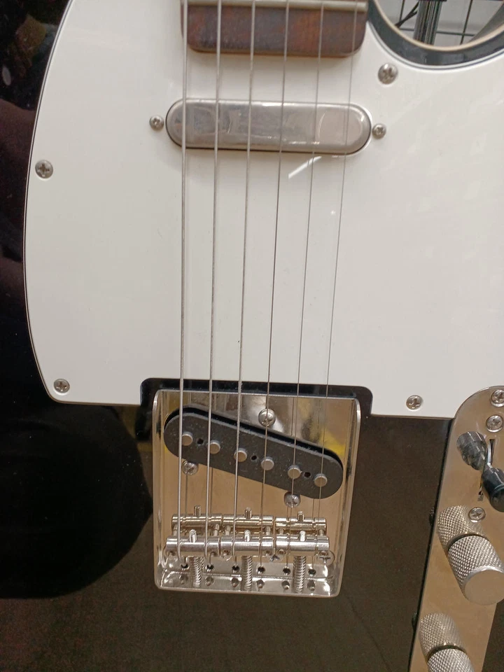 Guitarra Eléctrica Squier Classic Vibe Barítono Telecaster Negra Usada Japón con SC Foto 3 de 4