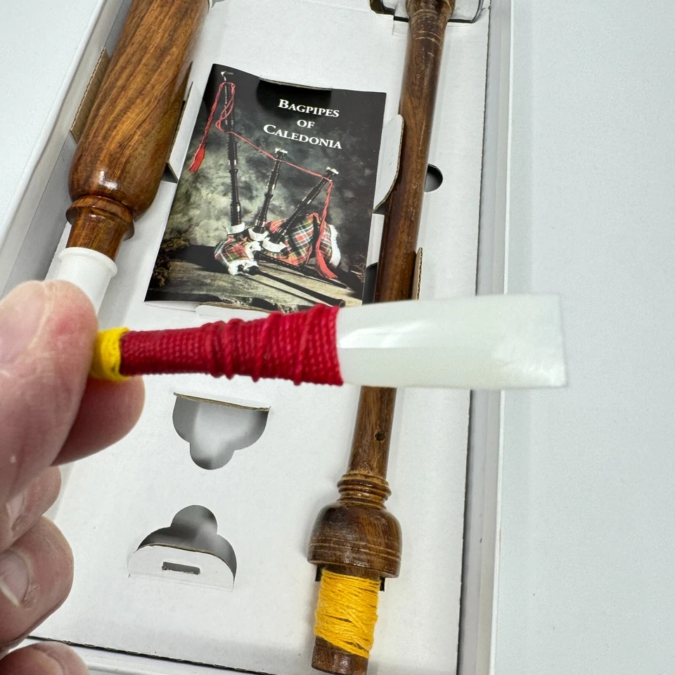 Scottish Piping Chanter Kit Caledonia 风笛 开始 复古 木制 IOB — 第 3/4 张图片