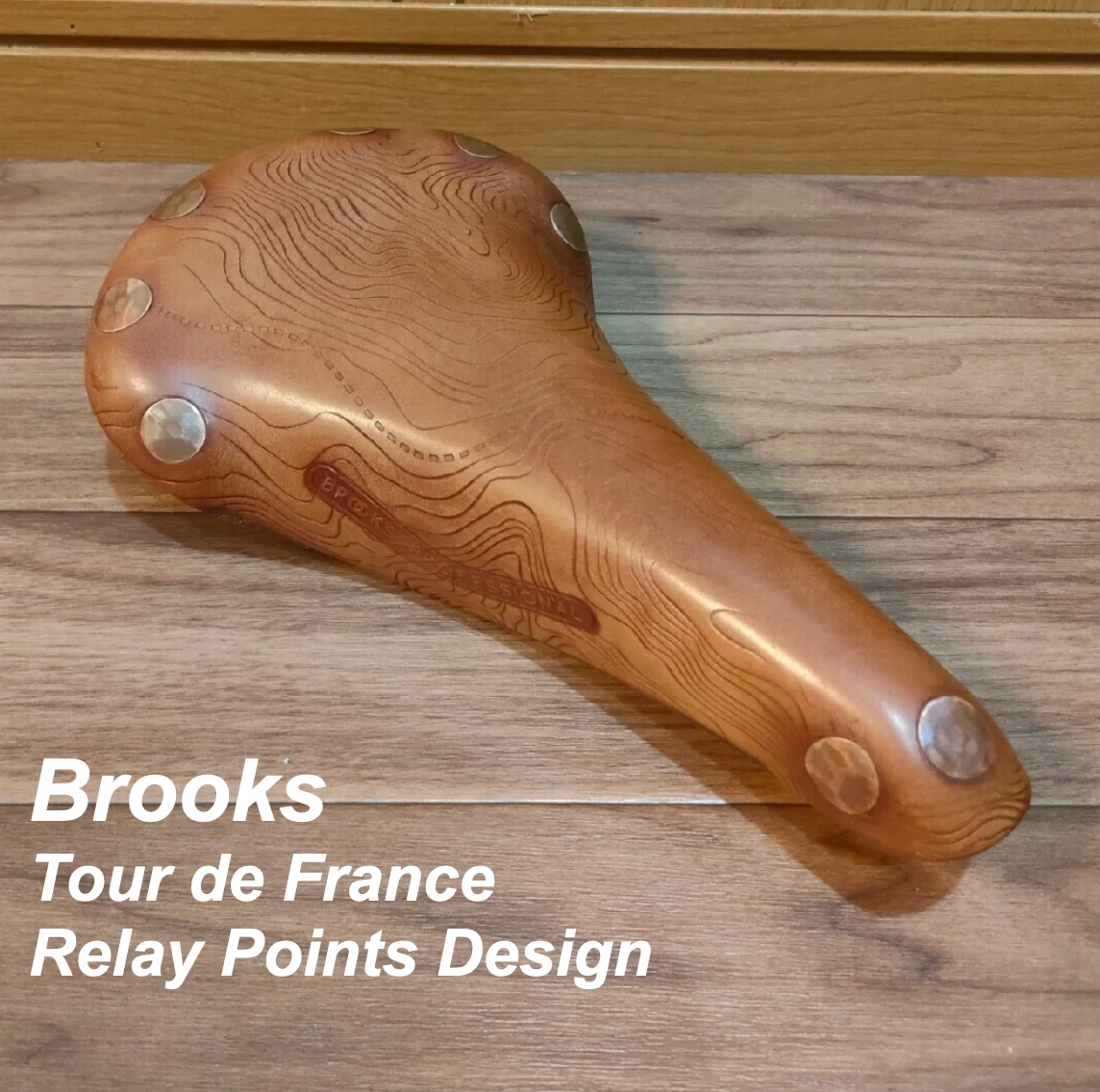 Test de la selle Brooks England B17 Titanium noir