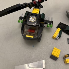 lego marvel: super heroes 76007 Malibu Mansion Attack No Minifigs Incomplete Set