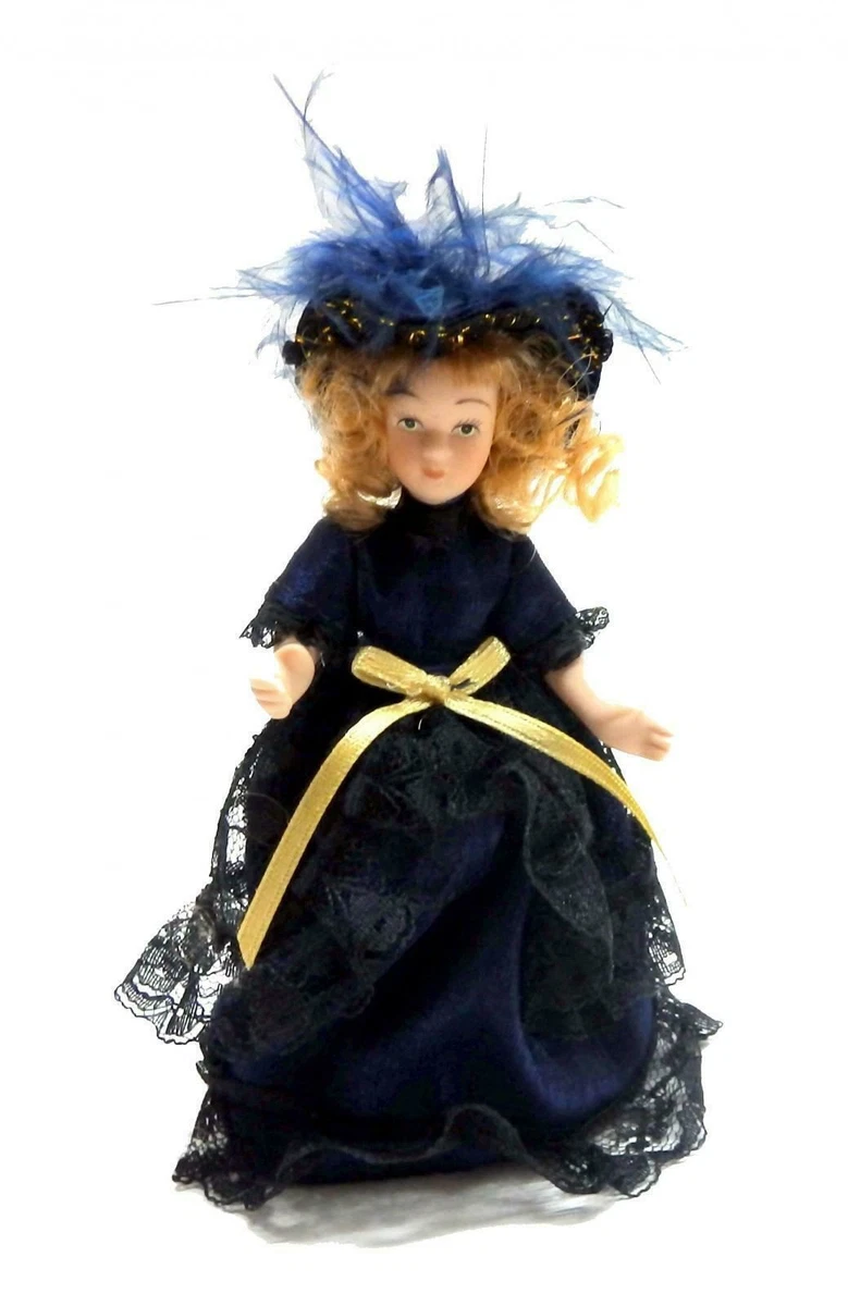 Capodimonte - A.D.L. Vittorio Tessaro - Donna in abito liberty in