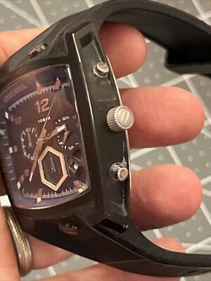 DIESEL / クォーツ腕時計/アナログ/--/BLK/KHK/DZ-4588/箱有り s-l400.jpg