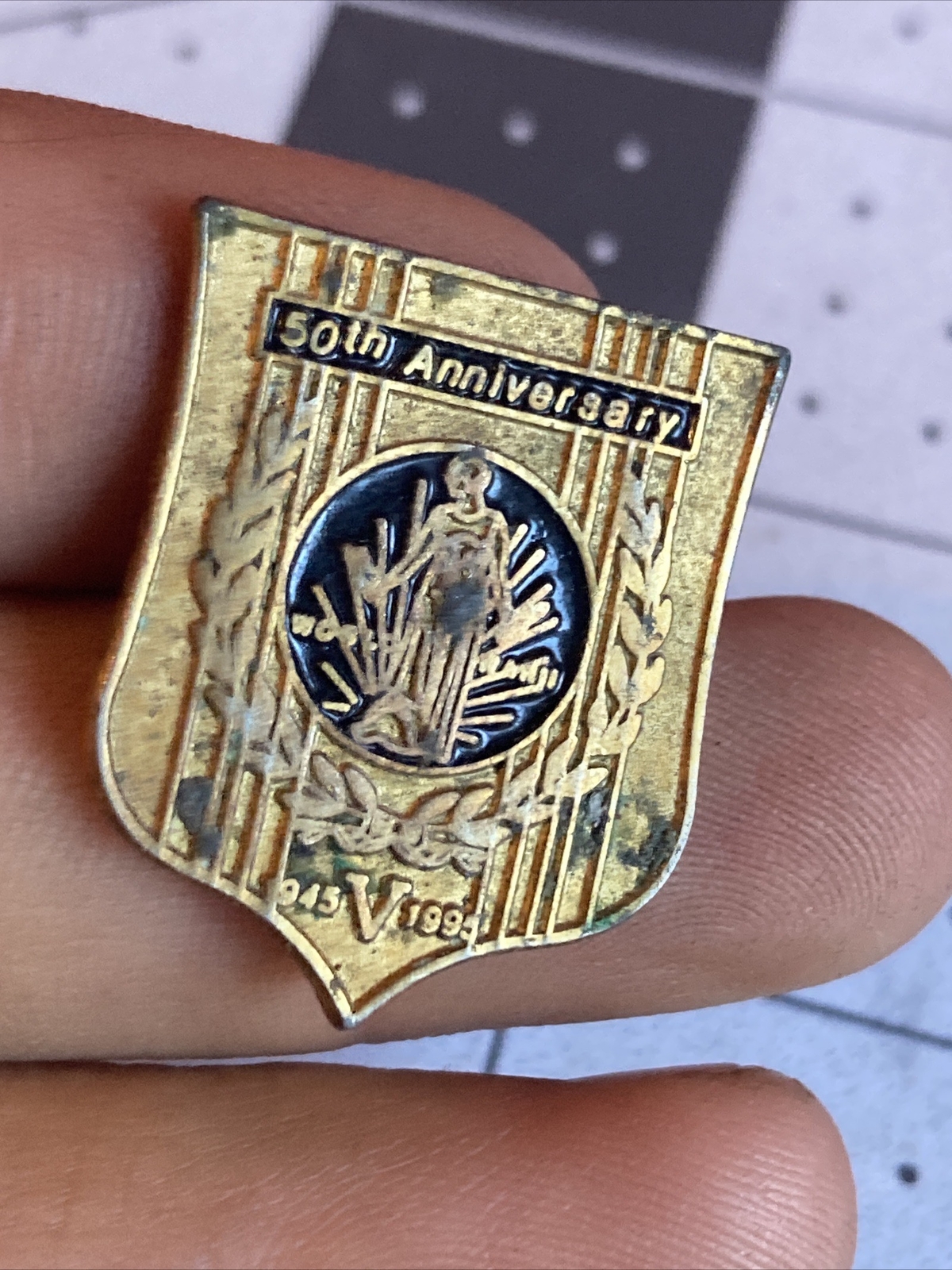 Vintage 1995 50th Anniversary World War II Pin Rare Item!!!