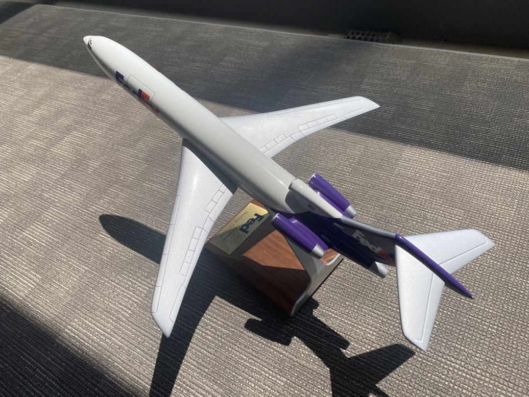 Pacmin 1/100 Boeing 727-200 FedEx Resin Model Good Condition Pacmin 1/100 Boeing 727-200 FedEx Resin Model Good Condition