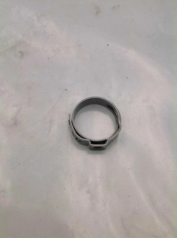 Abrazaderas de acero inoxidable Watts WP9S-16 1" - NUEVAS EN CAJA de 100 Foto 2 de 4