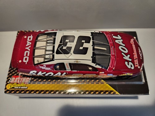 Ken Schrader Maroon Skoal 1999 1/24 Action Elite Diecast Car 1-1500 - Picture 10 of 15