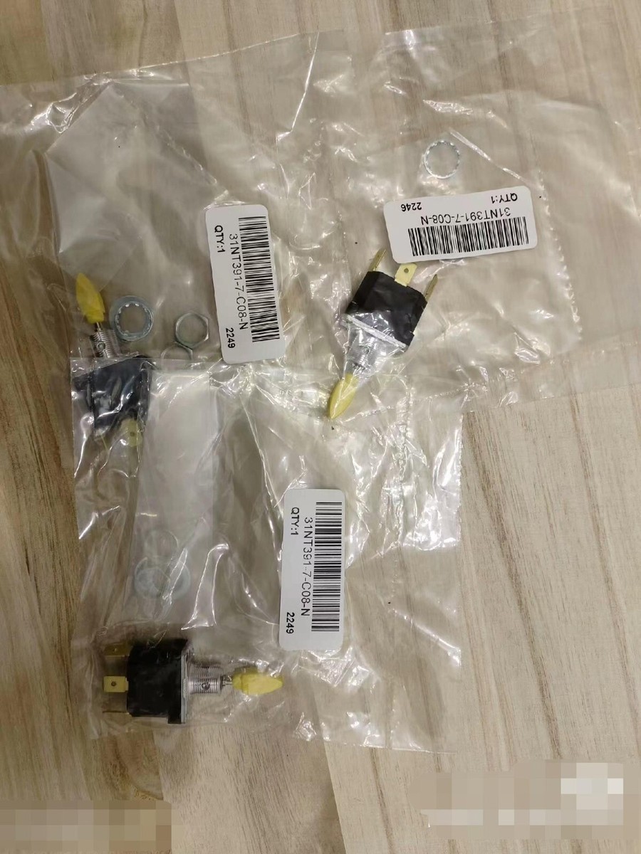 1pc NEW 31NT391-7-C08 15A 3 Pins Toggle Switch #V5VT CH | eBay