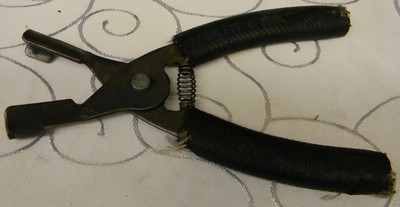 SNAP-ON 7'' LONG SPARK PLUG BOOT PLIERS #SBP2