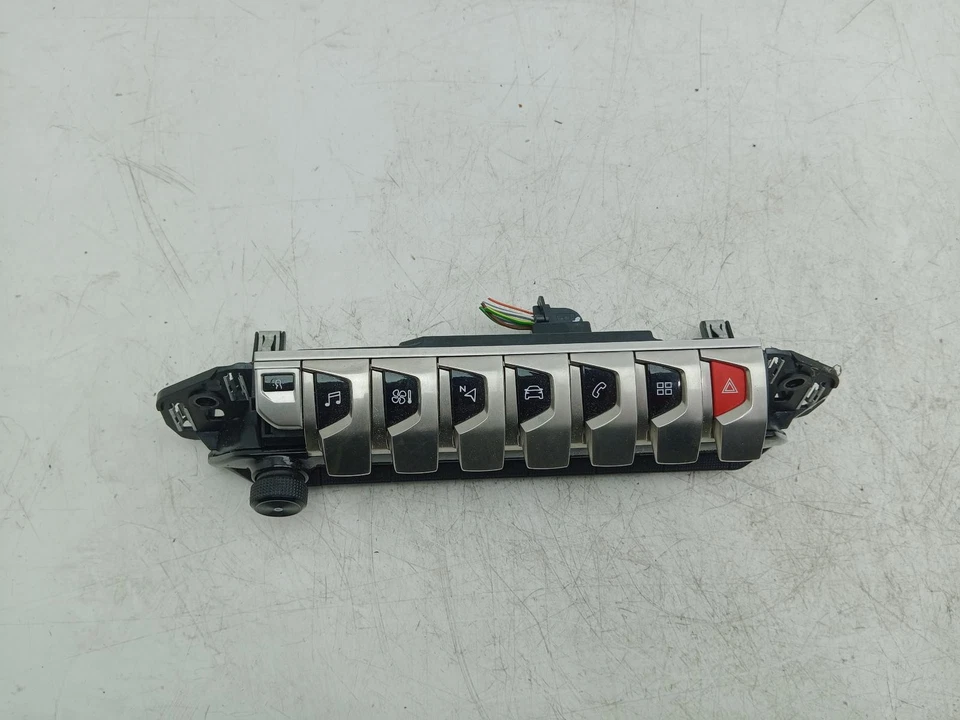 PANEL INTERRUPTOR MANDO MULTIFUNCIÓN PEUGEOT 3008 98106121DX MK2 2016-2024 Foto 4 de 4