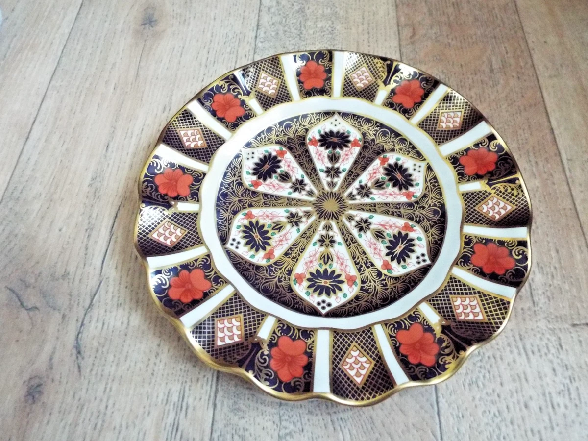 Crown Derby Plate 1128 in Royal Crown Derby Decorative